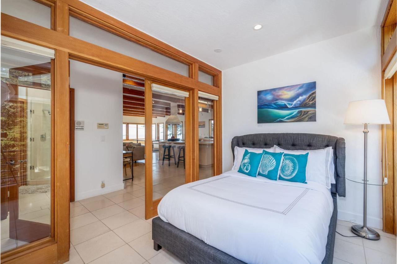 Luxury Beachfront Penthouse Walk To The Beach Restaurants Entertainment ฮาล์ฟมูนเบย์ ภายนอก รูปภาพ